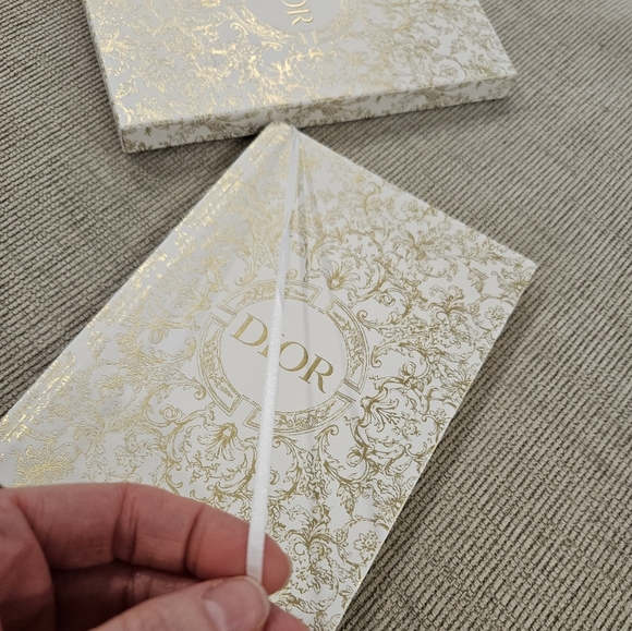 NIB Dior Elegant Gold and White Notebook In Box - Picture 6 of 9